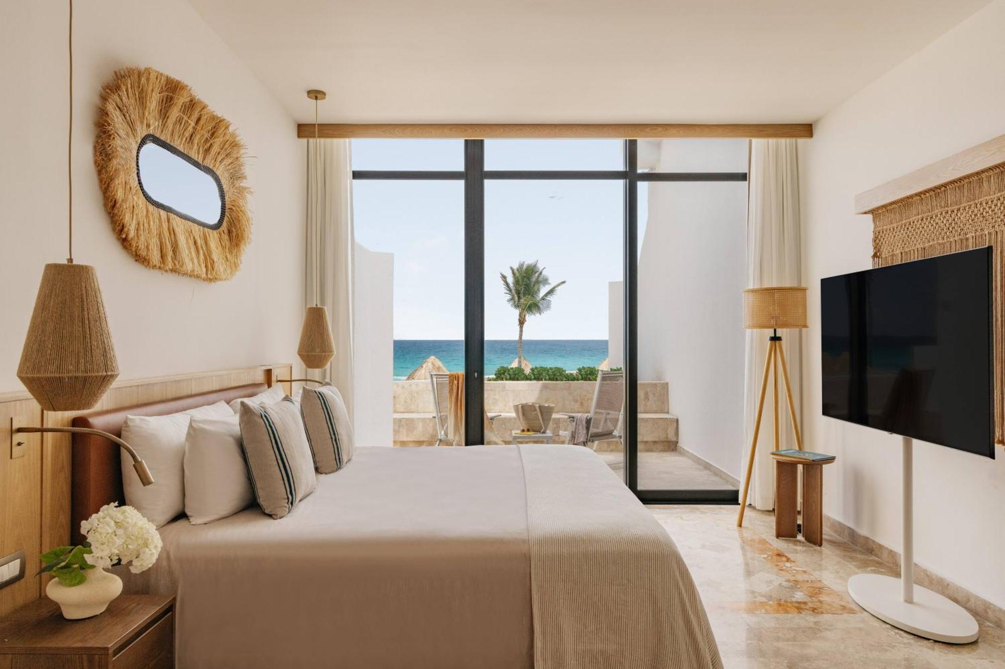 Junior Suite Ocean View,1769501479:JPEG